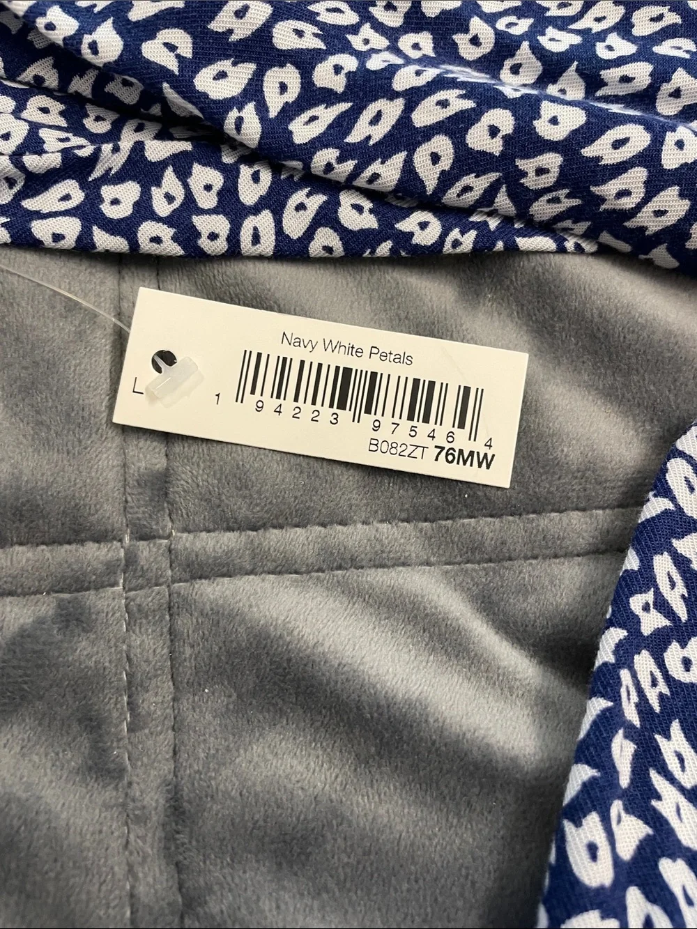 Amazon Essentials Navy/White Petals Blouse L - Picture 9 of 11